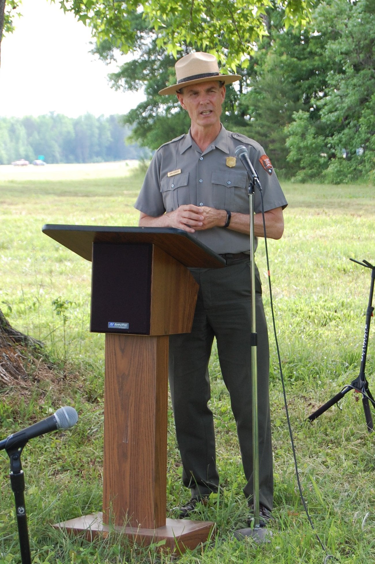 John Hennessy announces National Park Service retirement ...